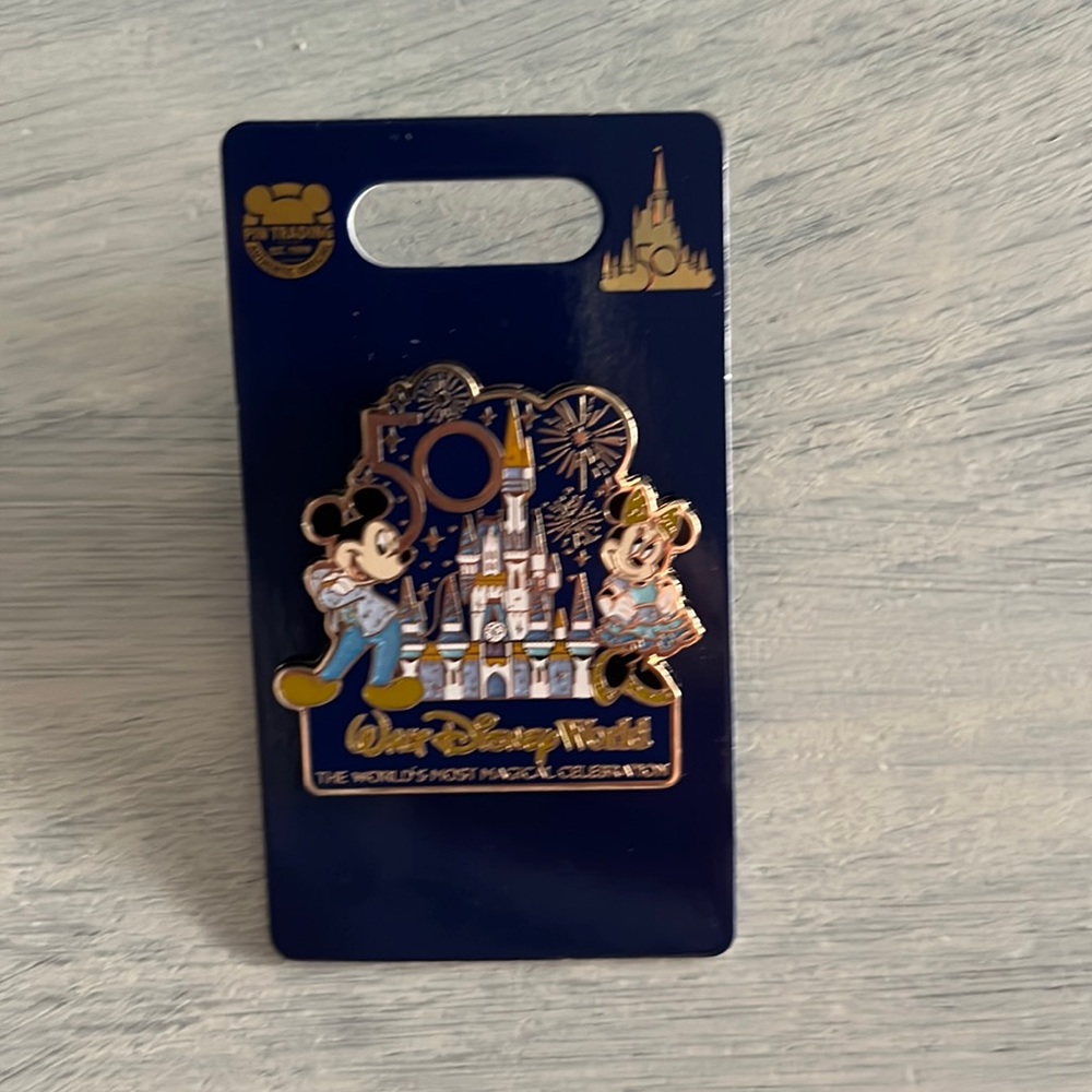 50th anniversary limited edition trading pin Mickey and Minnie castle design